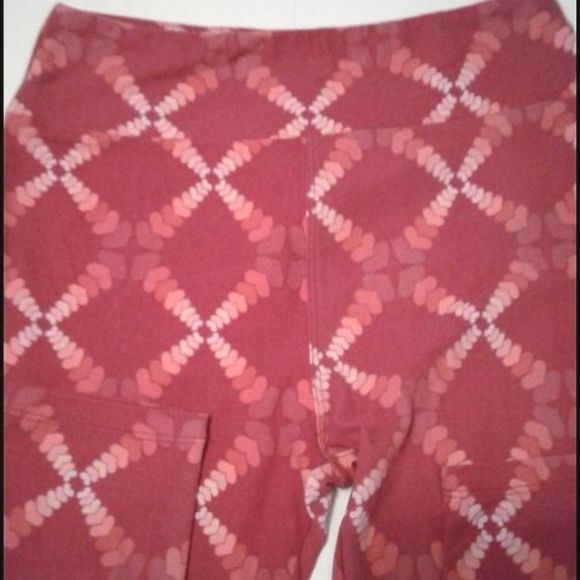 LuLaRoe Pink Hearts Print Valentines Athleisure Lounging Leggings - Picture 3 of 6